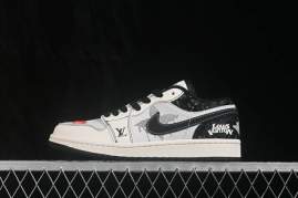 Picture of Air Jordan 1 LOW _SKUfw23954176184146914fw